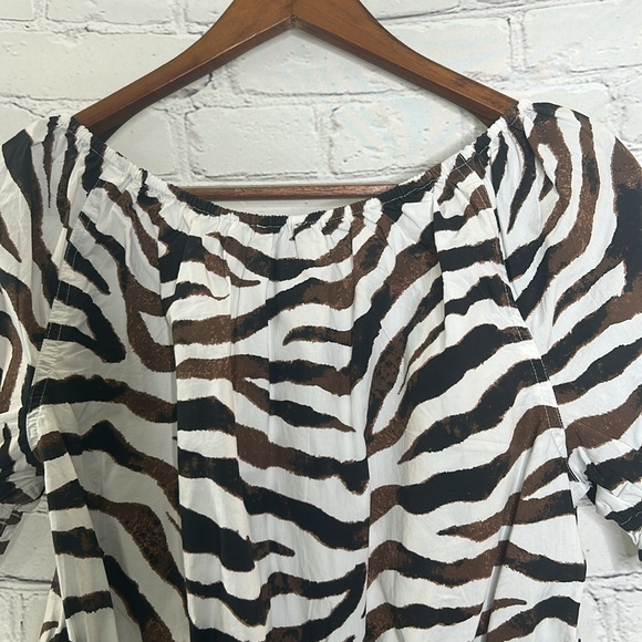 J. Crew Brown & White Zebra Print Puff Sleeve Top Size Medium - Picture 8 of 11